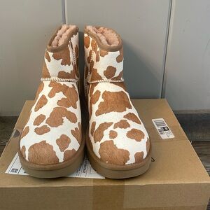 UGG Mini Cow Print Cow Pony Hair Boots USA size 11 New Never worn